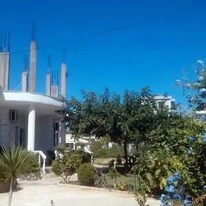 https://vila-anxhela.albaniahotels.org